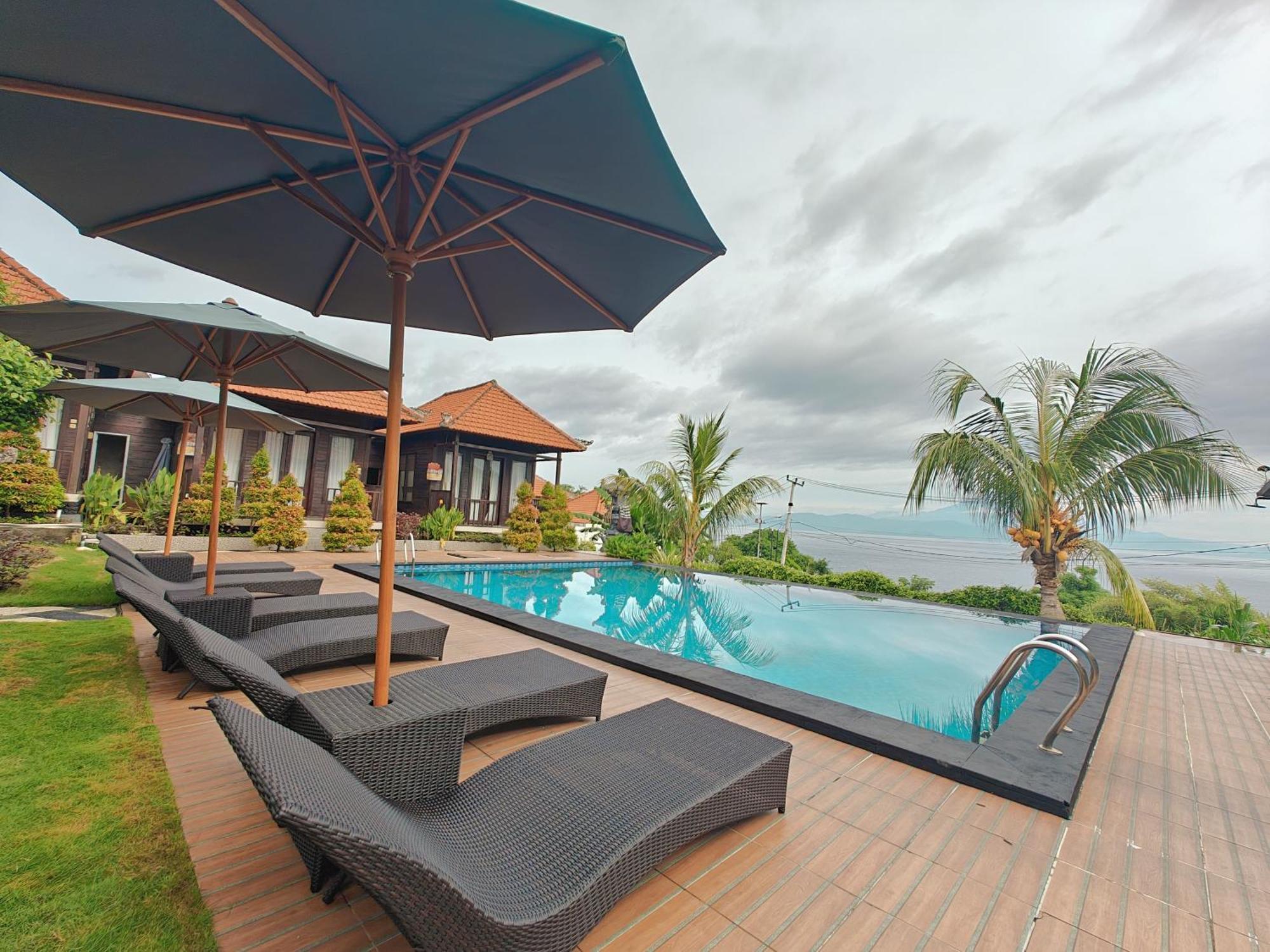 Nusa Sedayu Hotel By Ocean View Batununggul Exterior foto