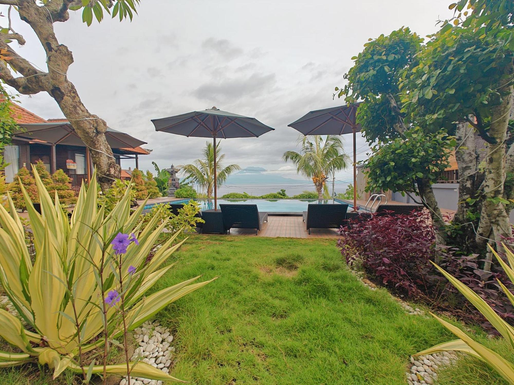 Nusa Sedayu Hotel By Ocean View Batununggul Exterior foto
