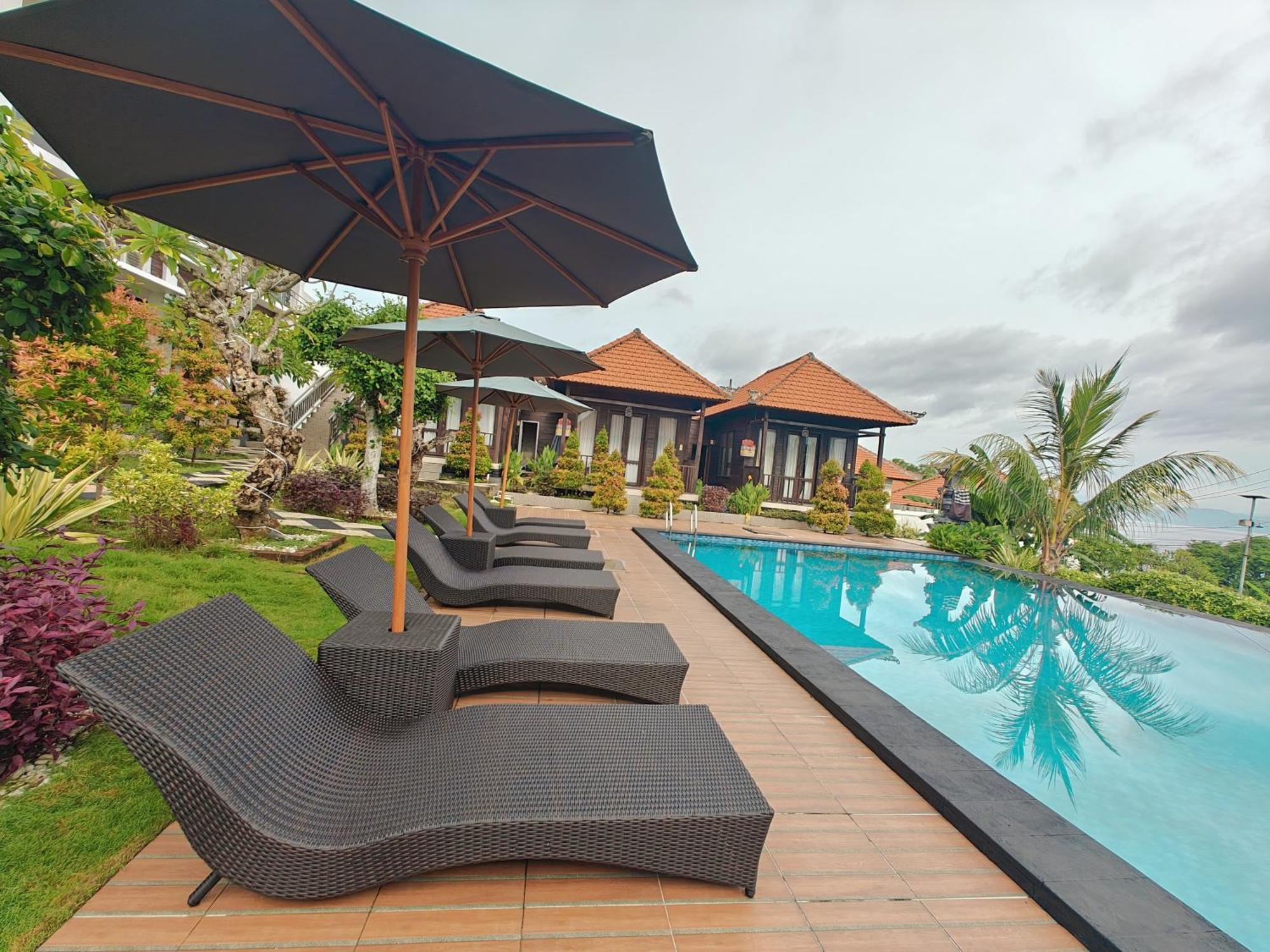 Nusa Sedayu Hotel By Ocean View Batununggul Exterior foto