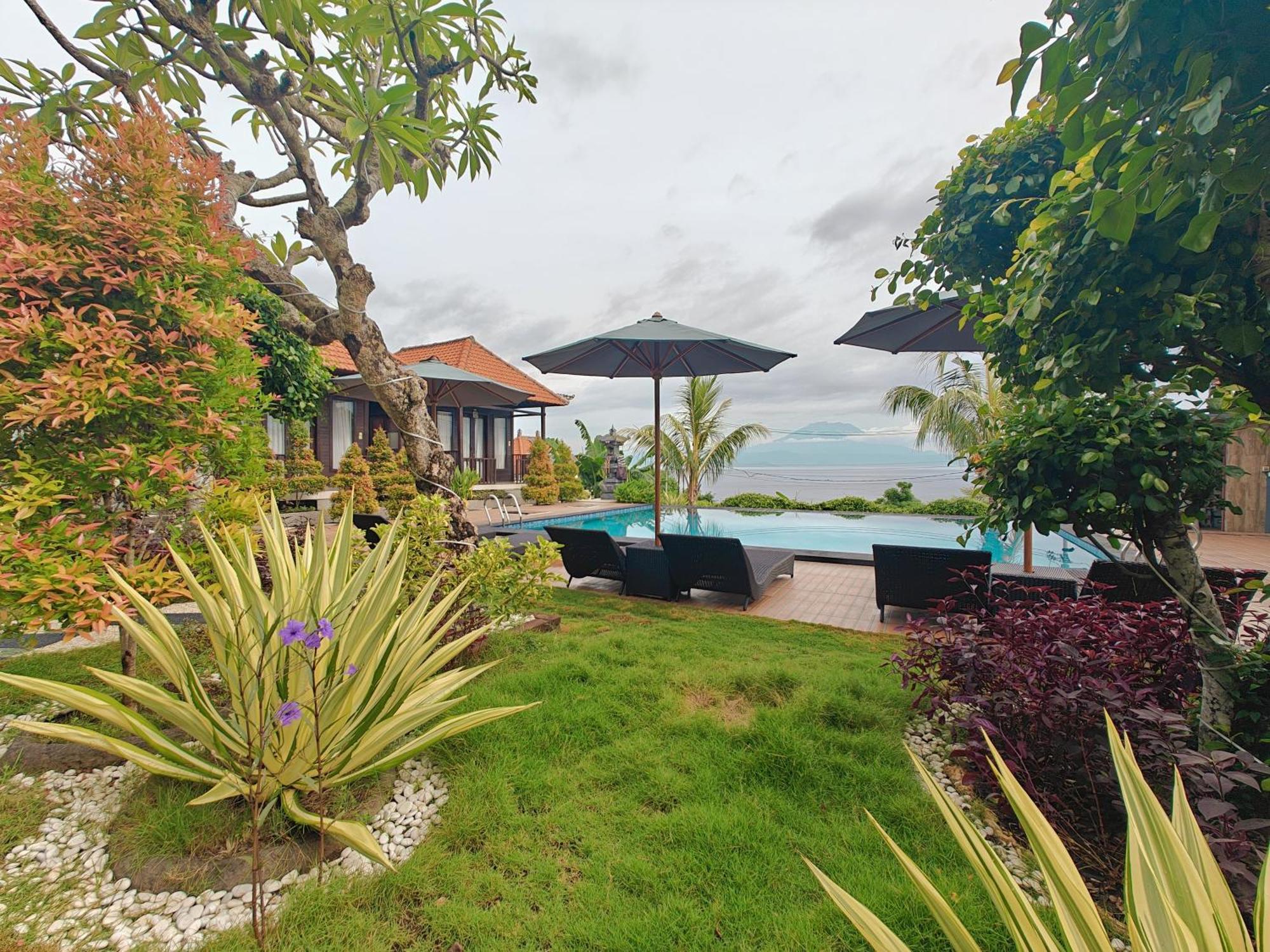 Nusa Sedayu Hotel By Ocean View Batununggul Exterior foto